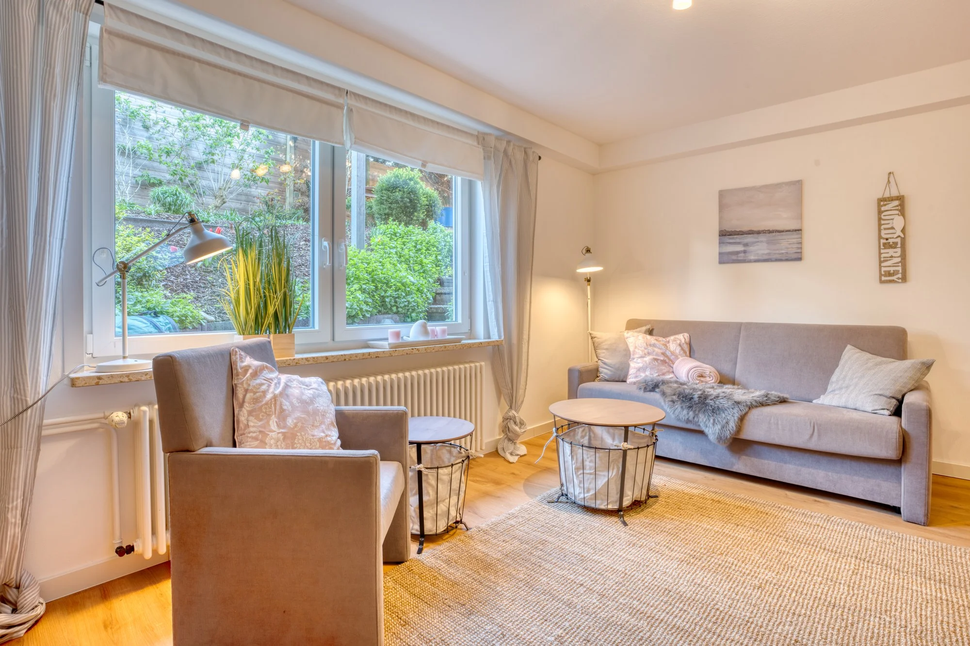 Jadehuus - Ferienwohnung Lotta, Bild 1 von 10